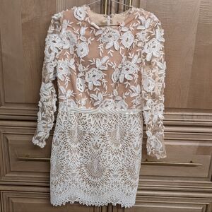ML Monique Lhuillier Calypso Floral Lace Dress 12 NEW White Nude Illusion Bridal